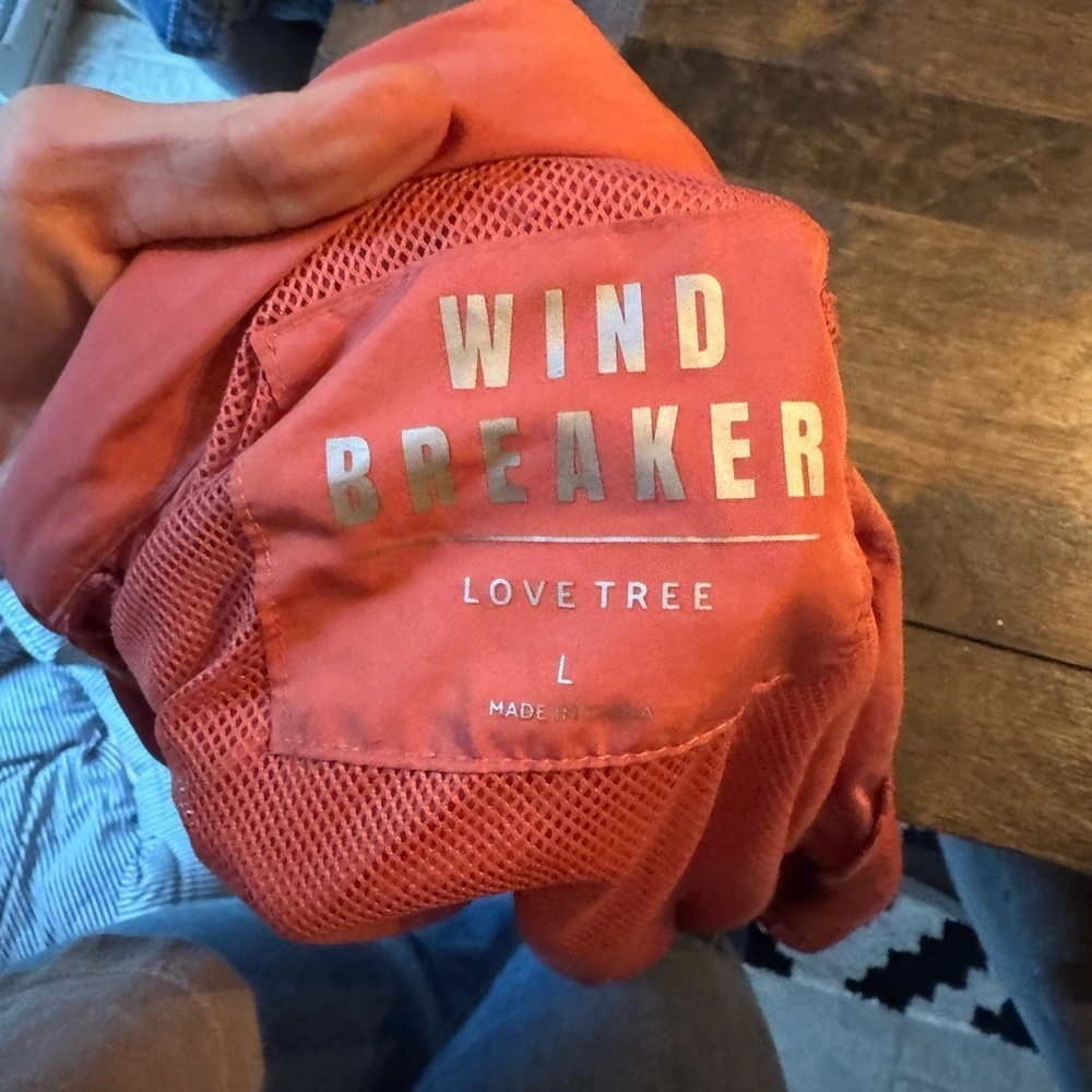 Love Tree Women's Pink Cropped Windbreaker Jacket size large - Picture 4 of 4